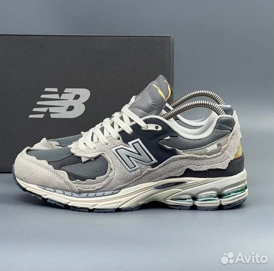 Кроссовки New Balance 2002R