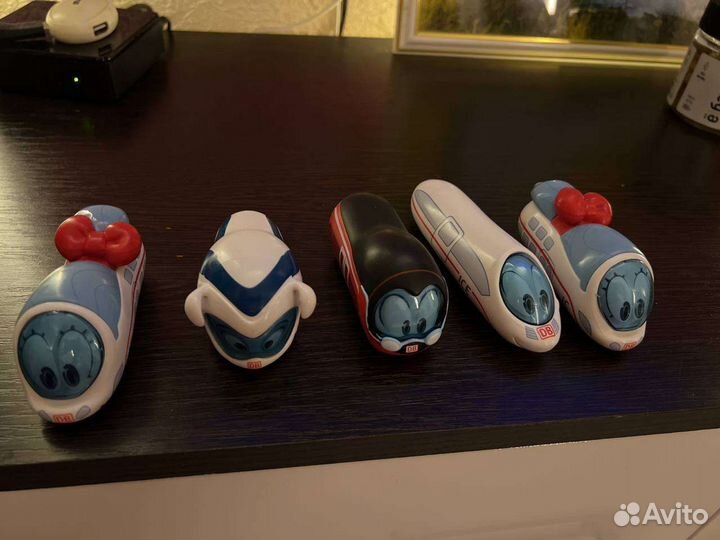 Коллекционные фигурки(поезда)