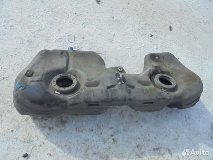 Бензобак Bmw 3-Series E90 N52B25A 2006/8