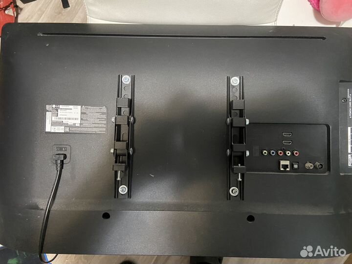 Телевизор LG 32