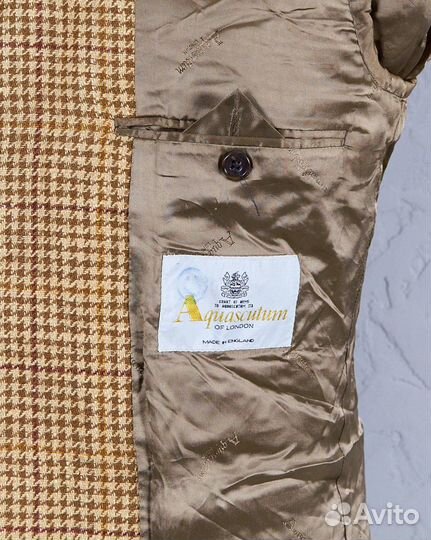 50 / Пиджак Aquascutum