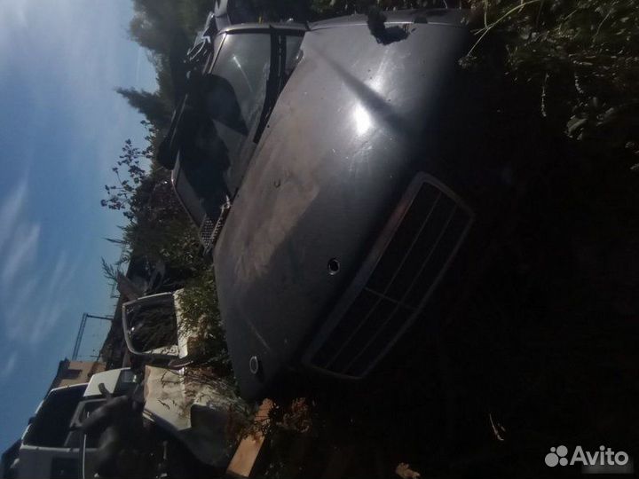 Капот Mercedes-Benz C-Class W202 1995