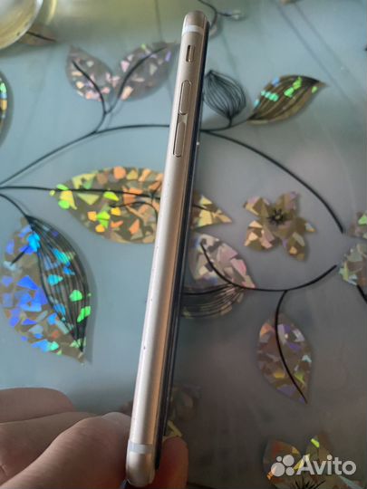 Телефон iPhone 6s