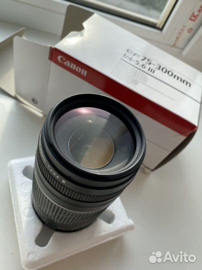 Объектив Canon EF 75-300mm f/4-5.6 III