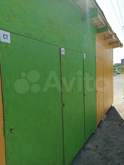 Кладовки, 100 м²