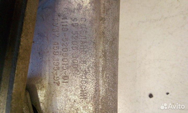 Трапеция стеклоочистителей с моторчиком