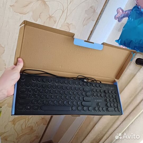 Клавиатура проводная с подсветкой