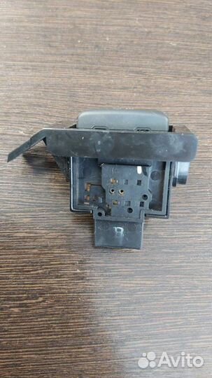 Кнопка Infiniti Ex35 1 поколение VQ35HR 2008