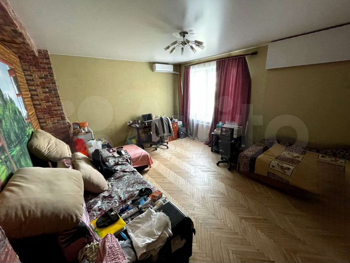 Комната 23 м² в 3-к., 4/5 эт.