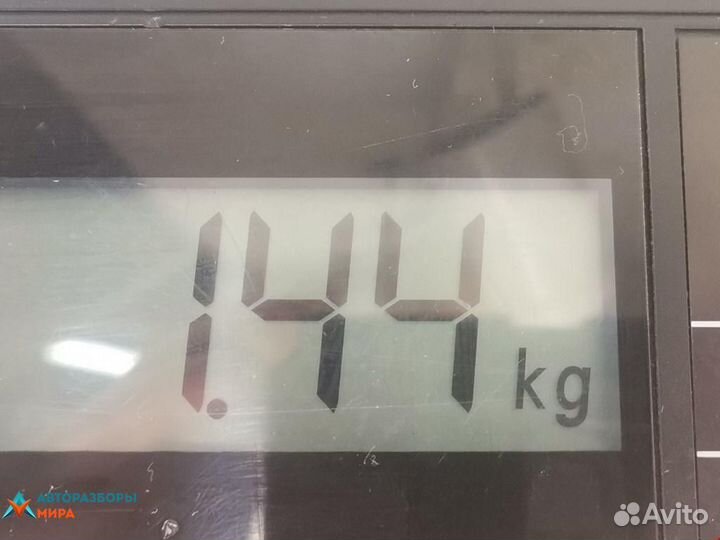 Петля двери Volkswagen Passat B5 рест. 2002