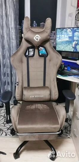 Офисное кресло (геймерское). Кресло для директора