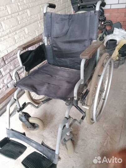 Коляска инвалидная