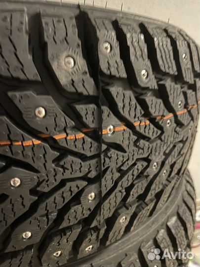 Nokian Tyres Hakkapeliitta 9 205/55 R16 94T