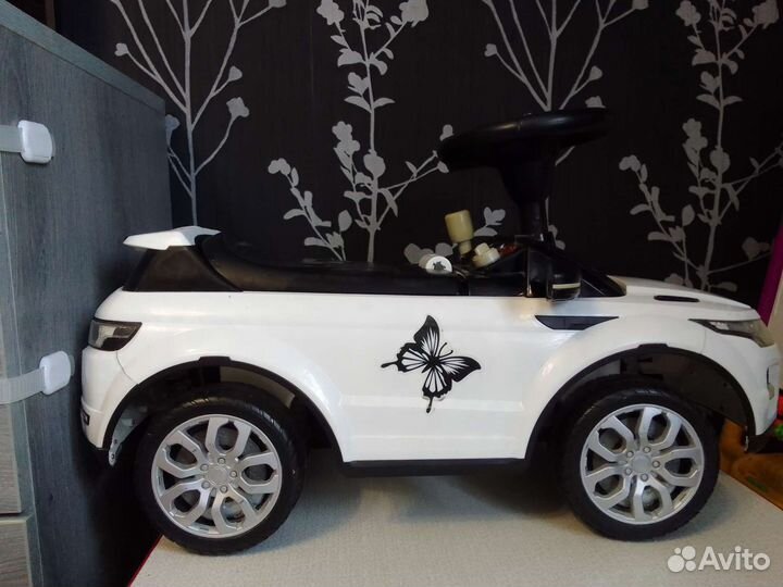 Детская машинка каталка