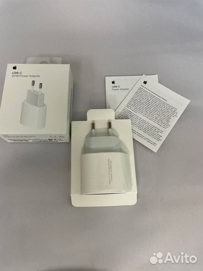 Зарядный блок iPhone