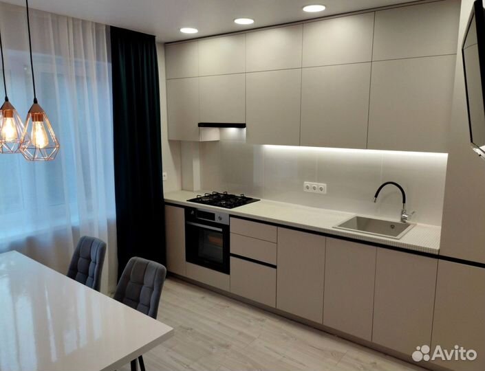 Хай тек кухонный гарнитур на заказ