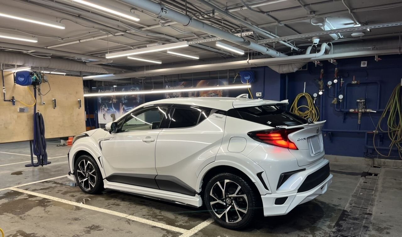Toyota C-HR: фото из отзыва