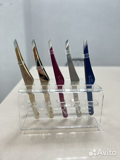 Пинцет для бровей