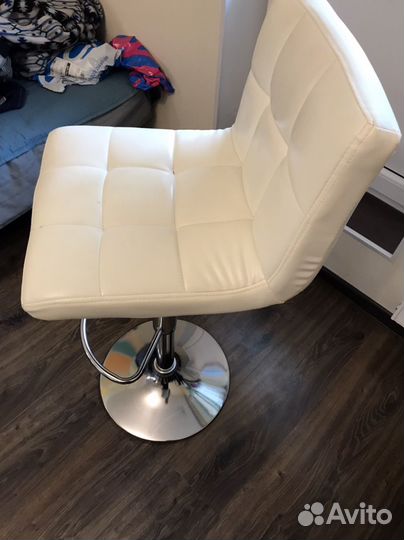 Барный стул