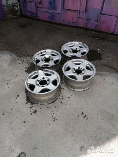 Литые диски 7jx16 ET38