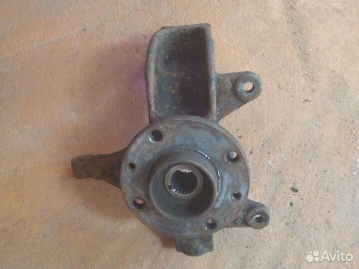 Кулак поворотный renault megane 2