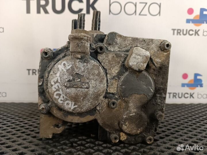 41211417 Кран управления тормозами прицепа