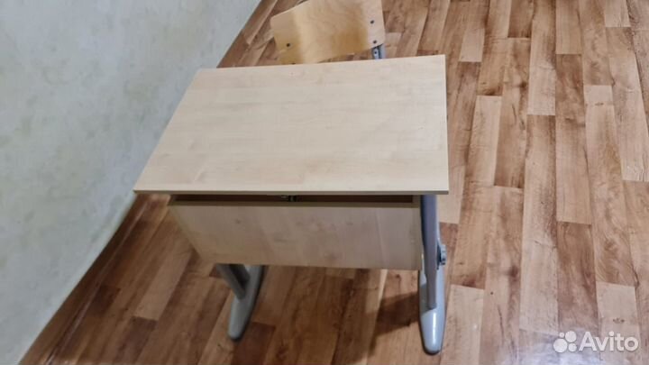 Парта трансформер и стул