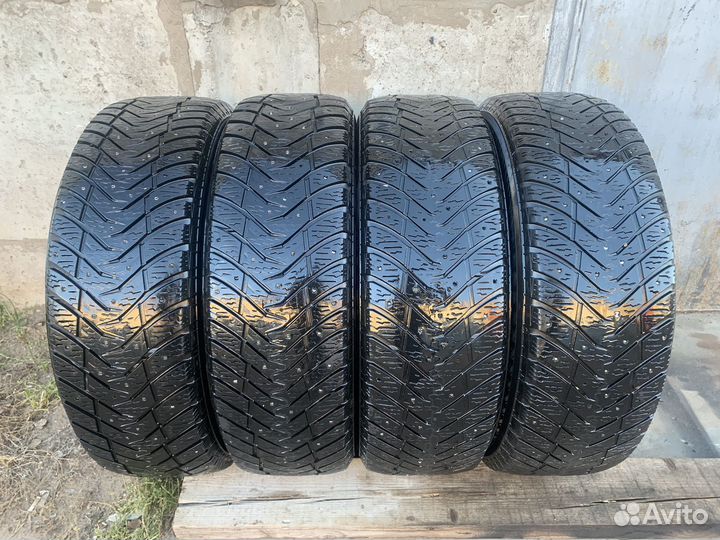 Yokohama Ice Guard IG65 235/65 R17