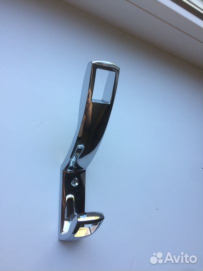 Новые Крючки мебельные