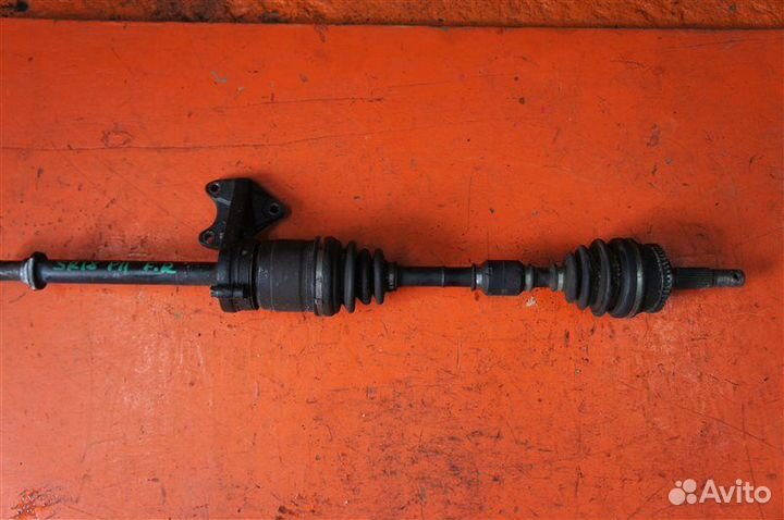 Привод передний правый Nissan Primera P11 SR18DE