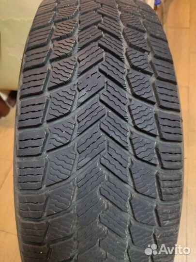 Michelin X-Ice Snow 215/65 R17