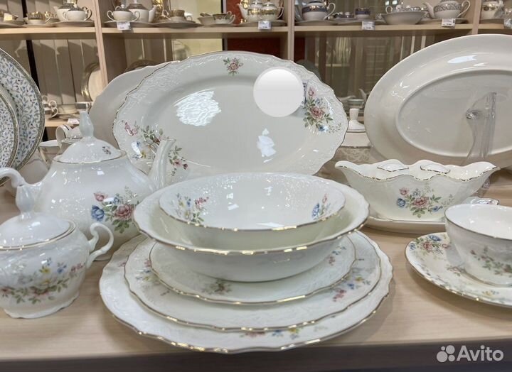 Чайно столовый сервиз