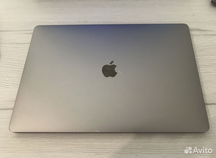 Apple macbook pro 16 2019 i7