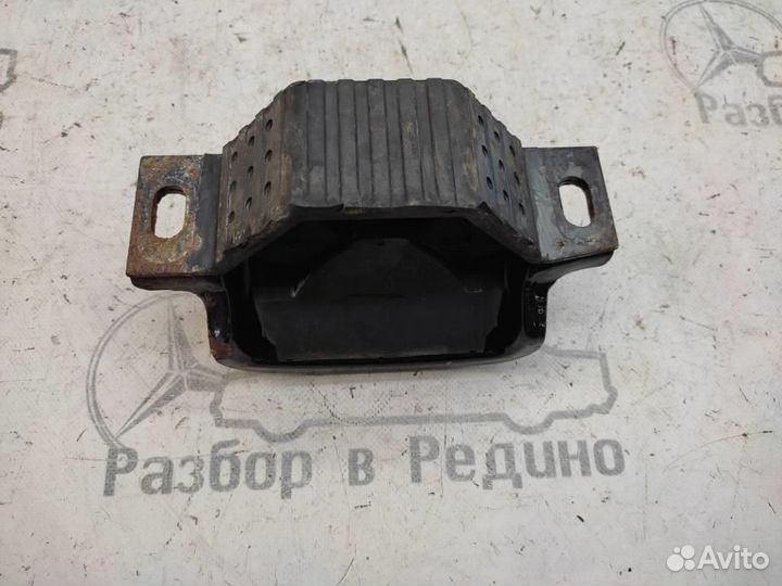 Опора двигателя W638 V-class Vito 611.980