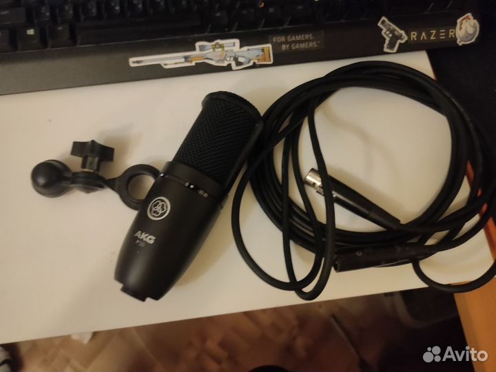 Студийный микрофон akg p120