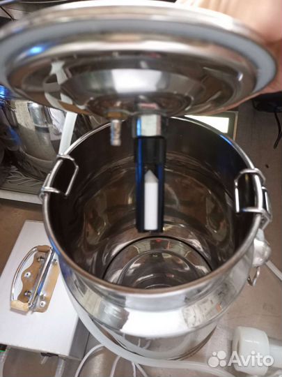 Мини сыроварня Бергманн 12 л, Доильный аппарат