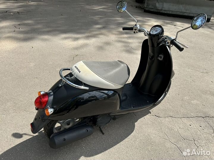 Скутер Honda Scoopy