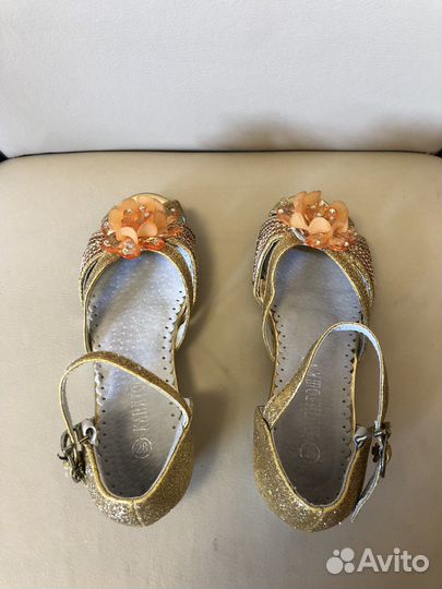Туфли сандали для девочки