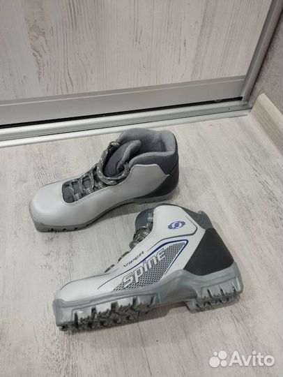 Лыжные ботинки salomon 44