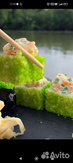 Сушист,повар суши