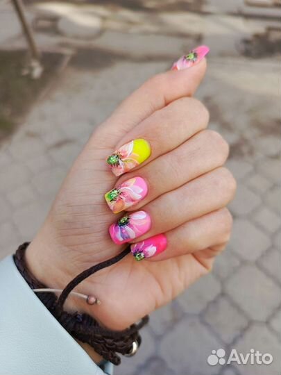 Мастер маникюра