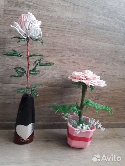 Цветы из бисера