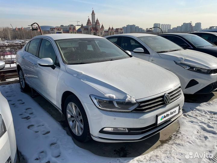 Volkswagen Passat 1.8 AMT, 2018, 110 000 км