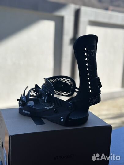 Новые крепления для сноуборда union force L черные