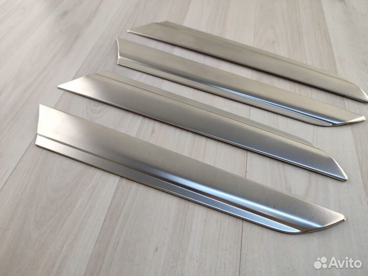 Накладки на внутренние панели дверей Mazda CX-5