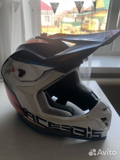 Мотошлем acerbis