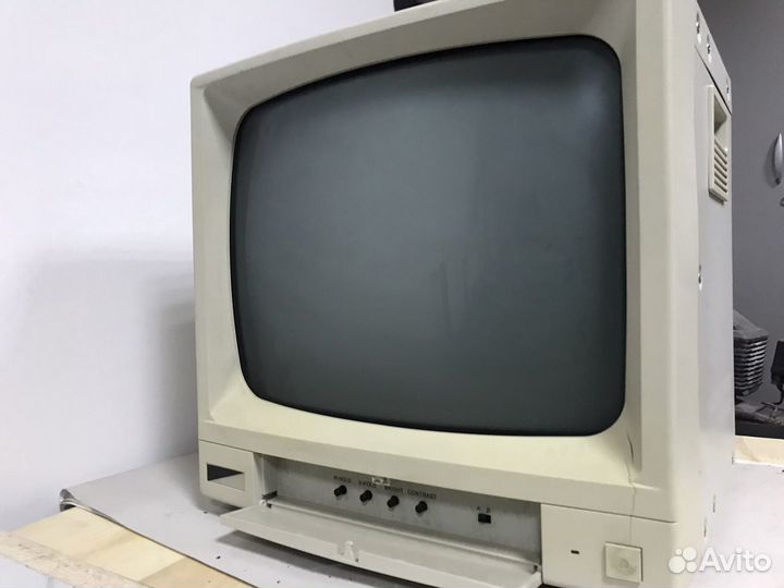 Монитор для видеонаблюдения