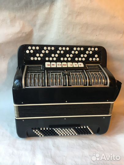 Баян 3-голосный 58 х1 20 Ломаная дека