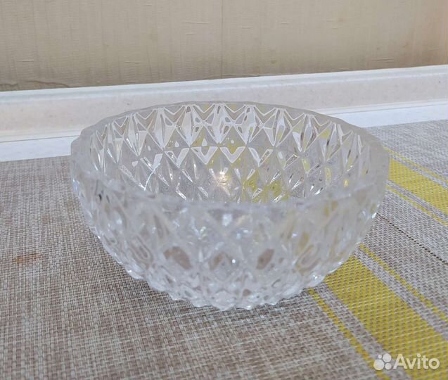 Вазочка с дыркой но дне