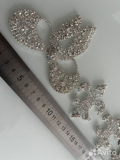 Швейная фурнитура стразы